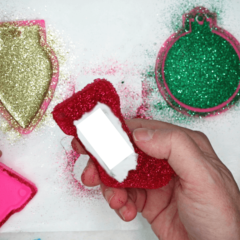 Personalized Resin Christmas Ornaments | Holiday Crafts - Resin Obsession