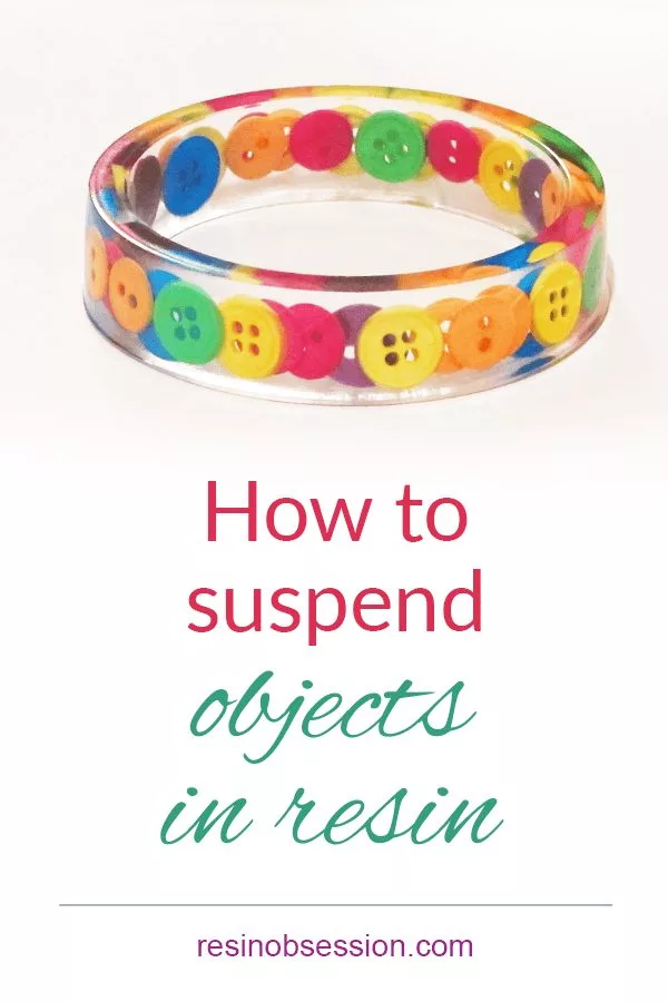 https://www.resinobsession.com/wp-content/uploads/2021/12/How-to-suspend-objects-in-resin.jpg